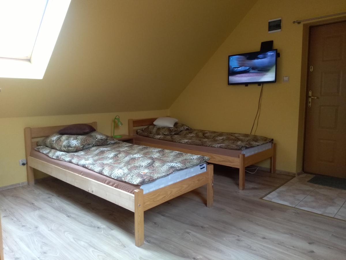 Gospodarstwo Agroturystyczne Ania I Filip Izabelin  Exterior foto